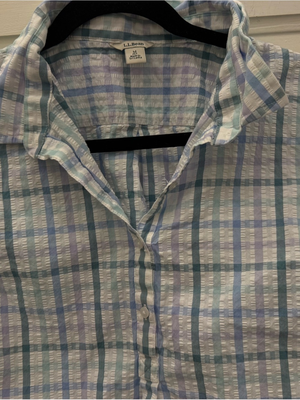 L.L.Bean Women's Vacationland Seersucker Shirt - Picture 2 of 7